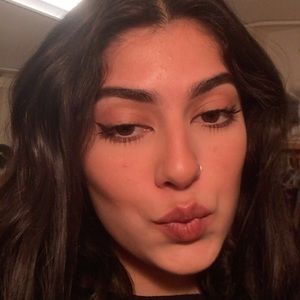 Meet your Posher, Tehreem